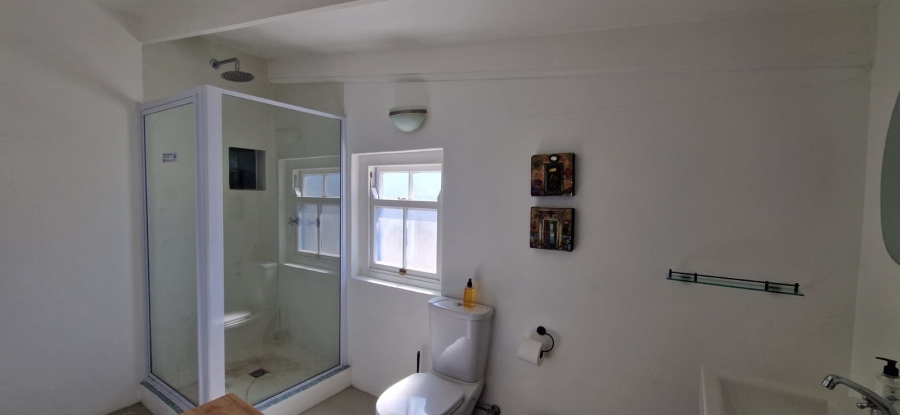 5 Bedroom Property for Sale in Bekbaai Western Cape